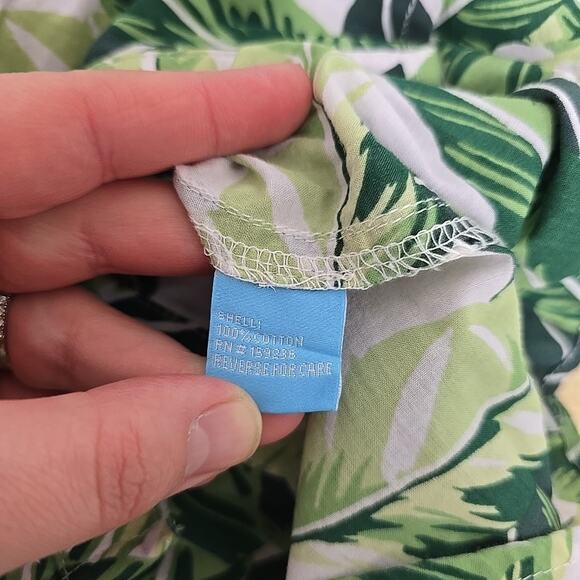 J McLaughlin Lois Shirt Women Sz Small Green Palm Tropical Leaf Vacation‎ Resort - Picture 4 of 9